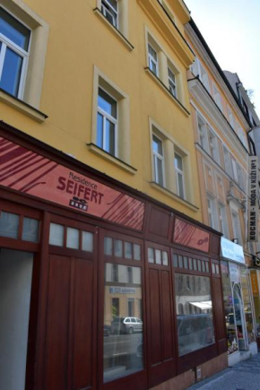 Seifert Residence